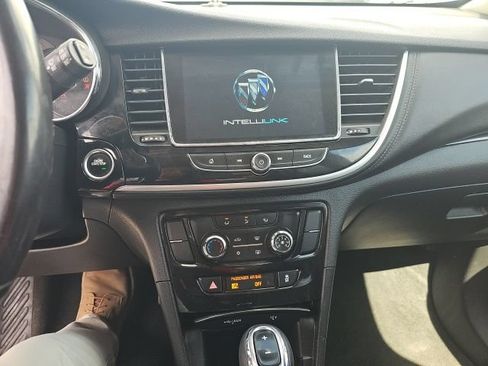 Used 2019 Buick Encore Preferred FWD image 17