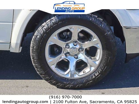 Used 2017 RAM 1500 Laramie image 9