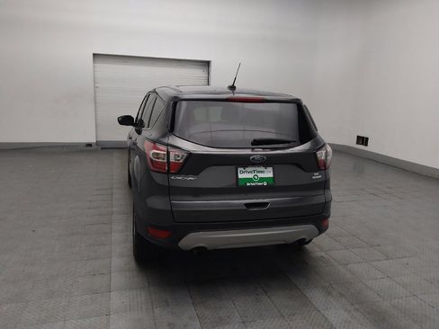 Used 2017 Ford Escape SE FWD image 6