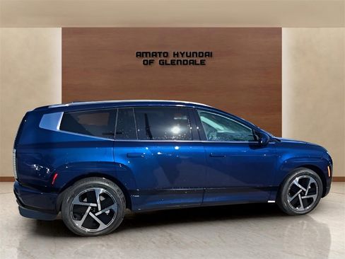 New 2026 Hyundai Ioniq 9 Calligraphy image 8