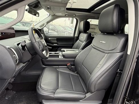 New 2026 Ford Expedition Platinum w/ Driver's Package image 9