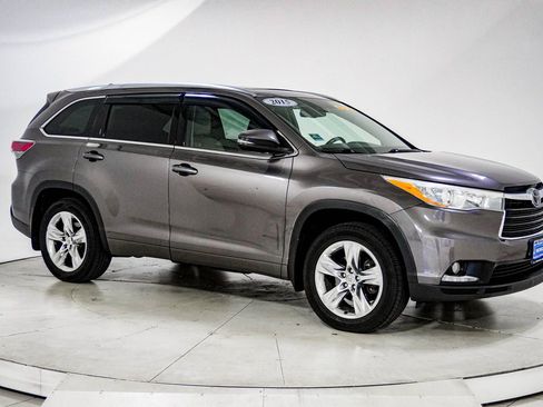 Used 2015 Toyota Highlander Limited Platinum AWD/4WD image 14