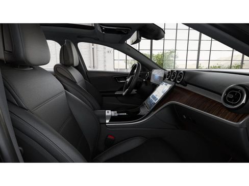 Used 2026 Mercedes-Benz C 300 4MATIC Sedan image 3