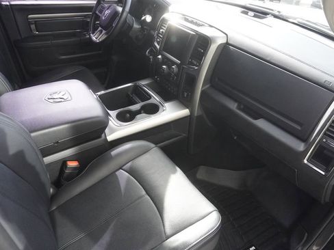 Used 2018 RAM 2500 Laramie w/ Sport Appearance Group image 21