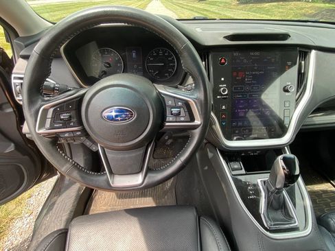Used 2022 Subaru Outback Limited AWD/4WD image 10