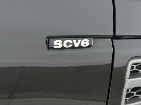 Used 2016 Land Rover LR4 AWD/4WD image 26