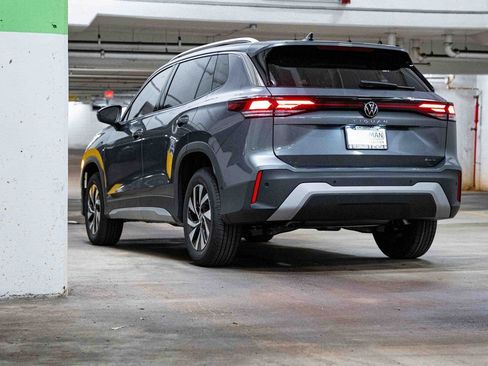 New 2026 Volkswagen Tiguan S AWD/4WD image 5