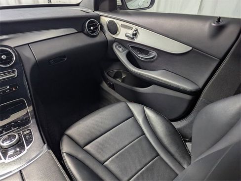 Used 2018 Mercedes-Benz C 300 Sedan image 8