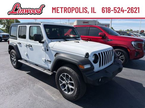Used 2022 Jeep Wrangler Unlimited Sport AWD/4WD image 6