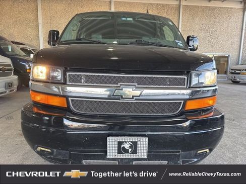 Used 2014 Chevrolet Express 1500 image 2