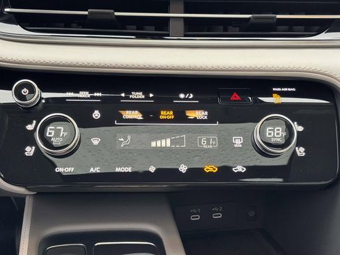 New 2026 INFINITI QX60 Luxe w/ Cargo Package image 13