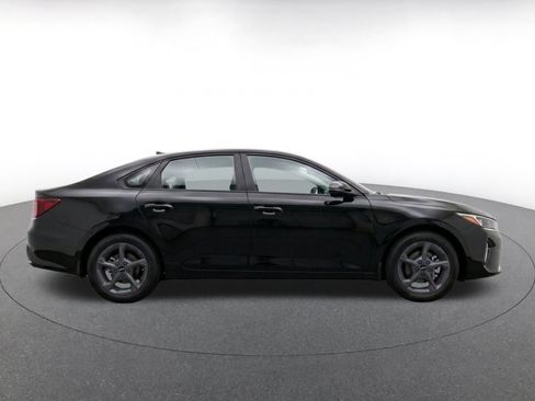 Used 2025 Kia K4 FWD image 10