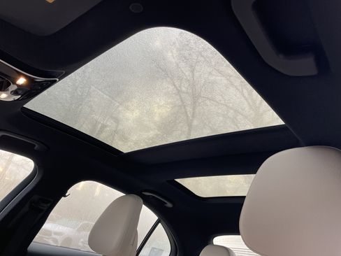 Certified 2024 Mercedes-Benz C 300 Sedan image 23