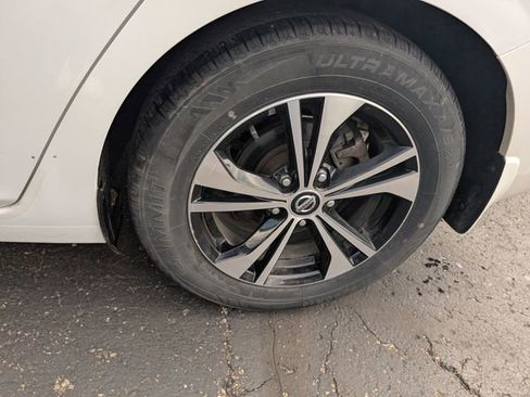 Used 2021 Nissan Sentra SV image 24