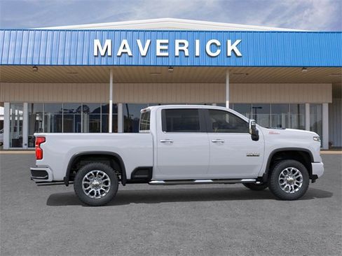 New 2025 Chevrolet Silverado 2500 LT w/ Z71 Chrome Sport Edition image 5
