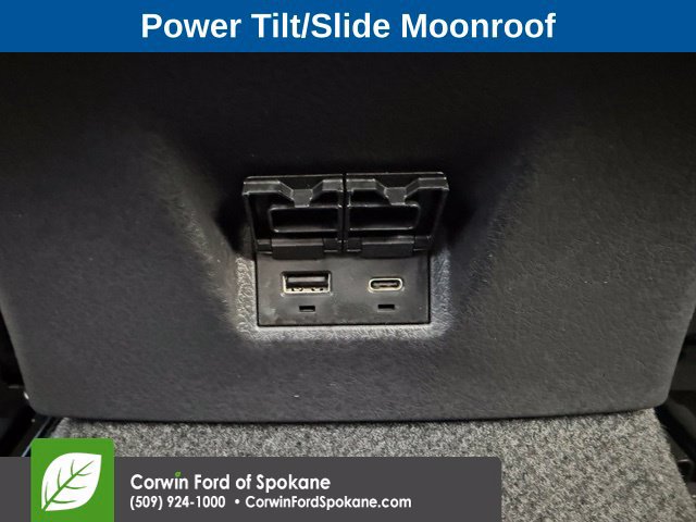 Used 2026 Toyota Camry Hybrid w/ Multimedia Upgrade Package AWD/4WD image 14