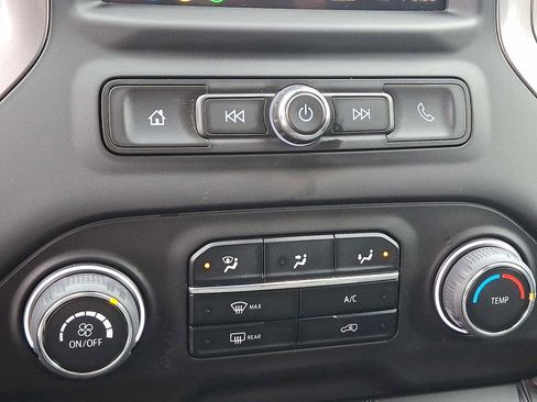 Used 2023 Chevrolet Silverado 1500 Custom image 15