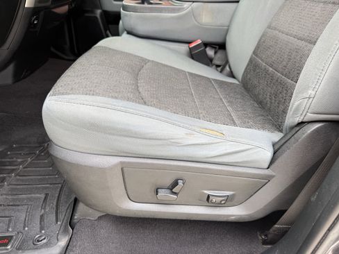 Used 2018 RAM 1500 Lone Star RWD image 32