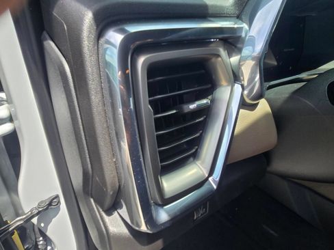 New 2026 GMC Canyon Denali AWD/4WD image 12
