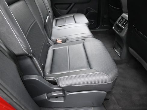 Used 2021 Volkswagen Atlas Cross Sport SE w/ Panoramic Sunroof Package FWD image 40