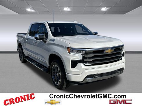 Used 2024 Chevrolet Silverado 1500 High Country w/ Z71 Off-Road Package image 1