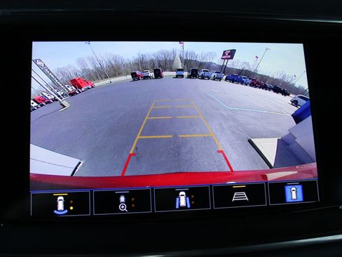 Used 2024 Buick Enclave Premium image 37