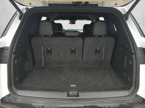 Used 2025 Buick Enclave Preferred FWD image 6