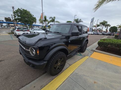 Used 2024 Ford Bronco Black Diamond image 4