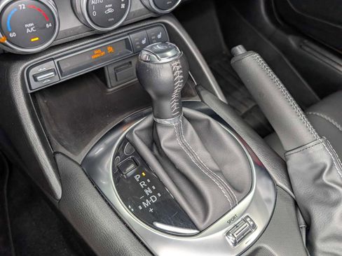 Used 2023 MAZDA MX-5 Miata Grand Touring RWD image 30