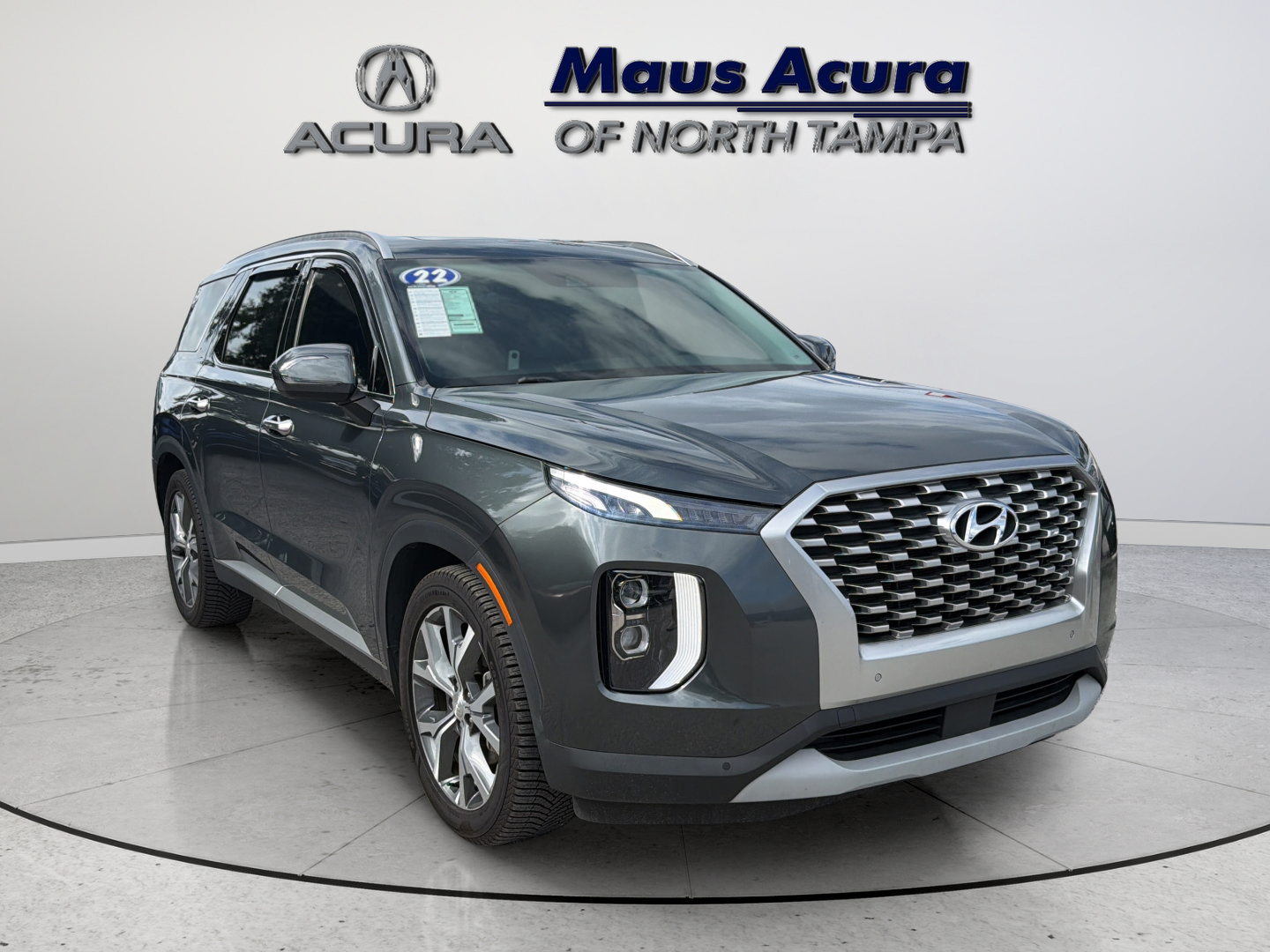 Used 2022 Hyundai Palisade SEL w/ Premium Package FWD image 3