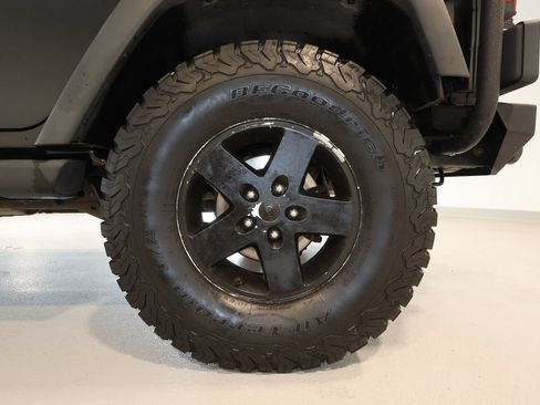 Used 2013 Jeep Wrangler Unlimited Sport AWD/4WD image 21