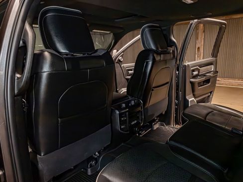 Used 2024 RAM 2500 Laramie w/ Night Edition image 21