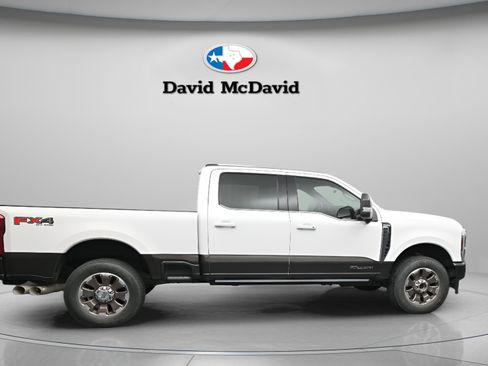 Used 2024 Ford F250 King Ranch w/ FX4 Off-Road Package image 9
