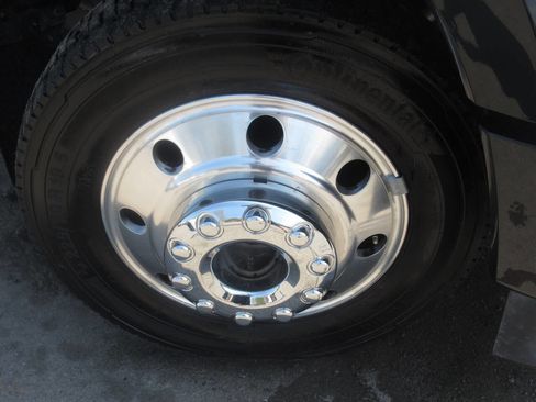Used 2023 Ford F450 Platinum AWD/4WD image 6