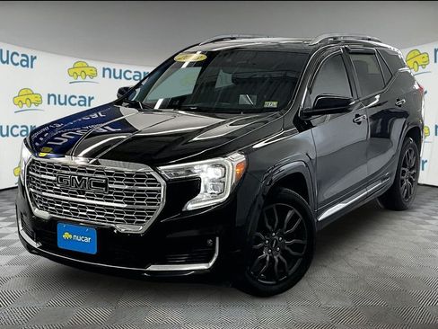Used 2023 GMC Terrain Denali w/ Black Diamond Edition AWD/4WD image 3