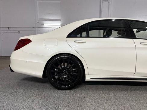 Used 2015 Mercedes-Benz S 550 4MATIC Sedan w/ Sport Package image 6