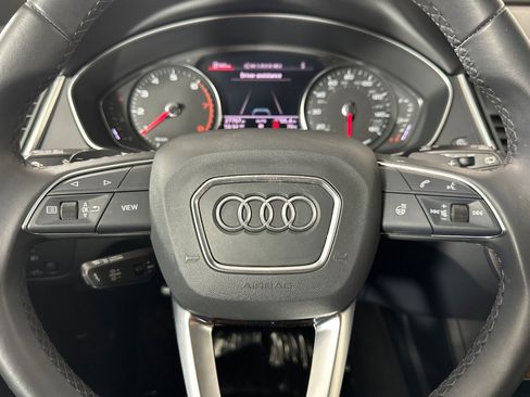 Used 2023 Audi Q5 2.0T Premium w/ Convenience Package AWD/4WD image 21