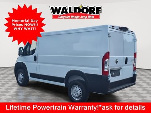 New 2025 RAM ProMaster 1500 w/ Premium Convenience Group FWD image 5