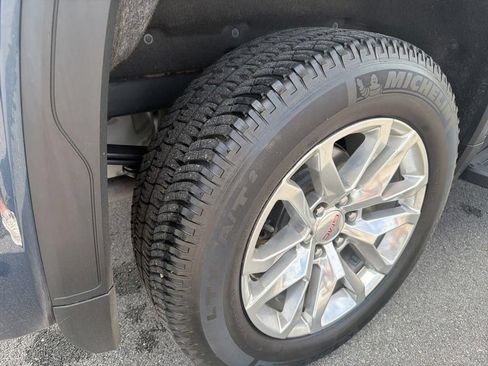 Used 2019 GMC Sierra 1500 SLT AWD/4WD image 14