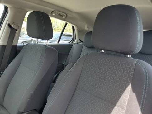 Used 2016 Chevrolet Trax LS FWD image 17
