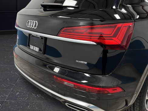 Used 2023 Audi Q5 2.0T Premium w/ Convenience Package AWD/4WD image 37