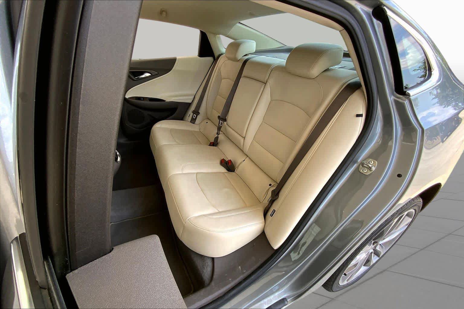 Used 2024 Chevrolet Malibu LT FWD image 20