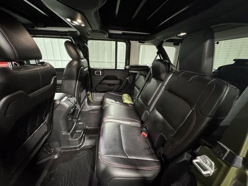 Used 2022 Jeep Wrangler Unlimited Rubicon w/ Steel Bumper Group image 16