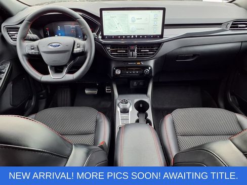 Certified 2024 Ford Escape ST-Line w/ Tech Pack #1 AWD/4WD image 17