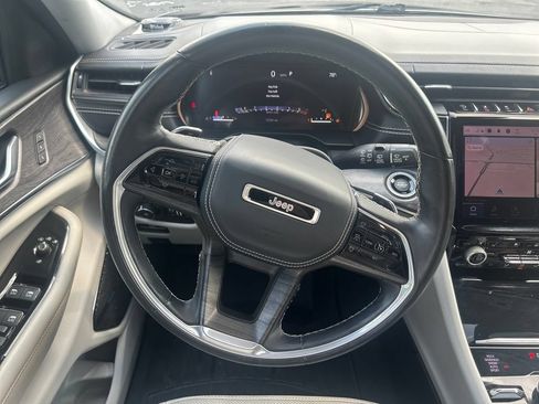Used 2022 Jeep Grand Cherokee L Overland AWD/4WD image 17