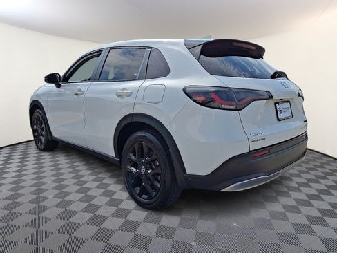Used 2024 Honda HR-V Sport image 4
