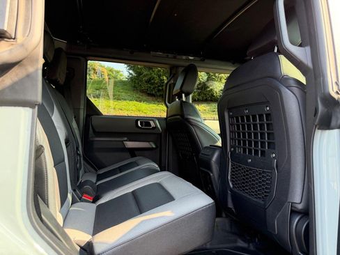 Used 2023 Ford Bronco Black Diamond AWD/4WD image 10