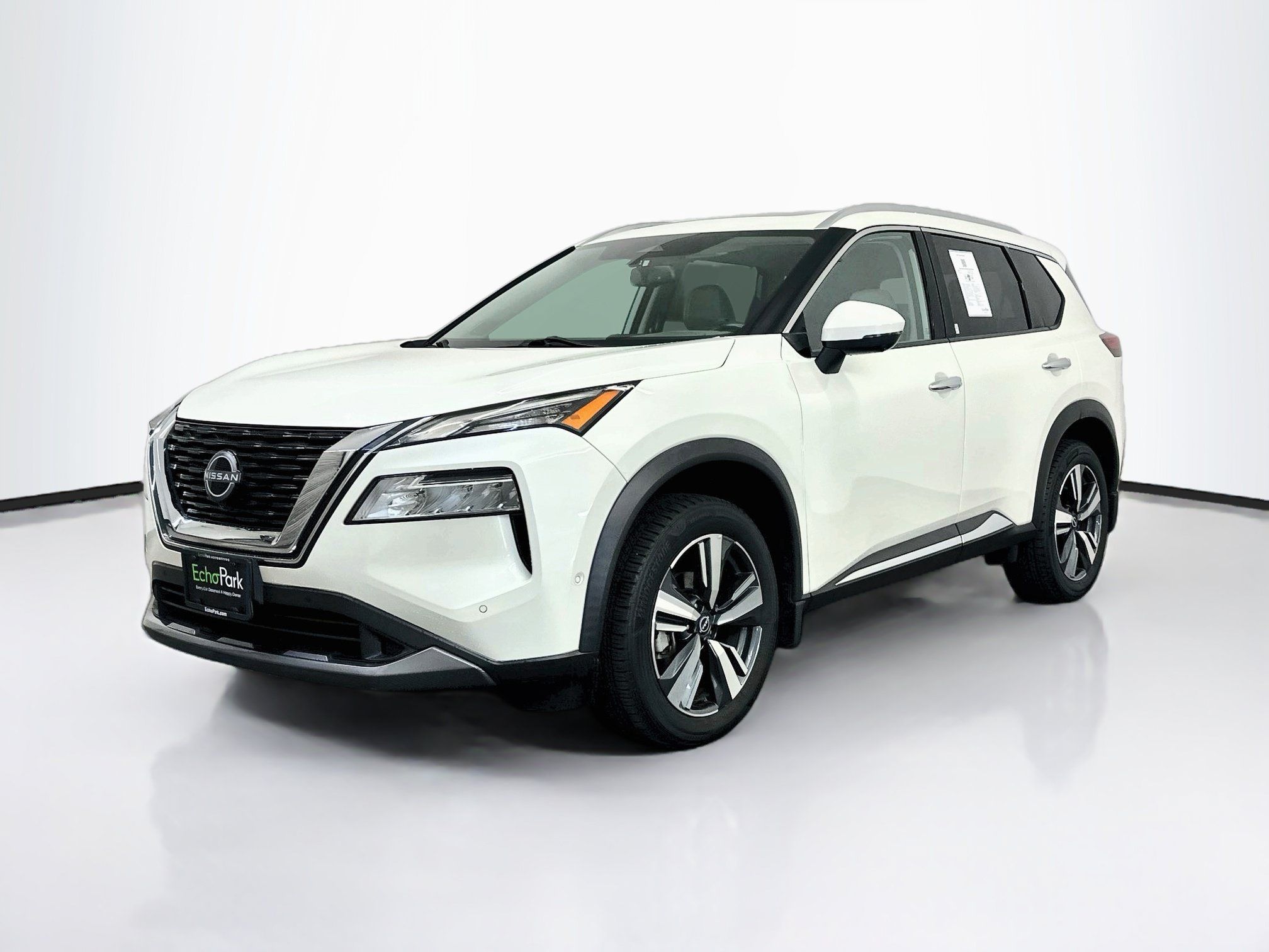 Used 2023 Nissan Rogue SL w/ SL Premium Package AWD/4WD image 3