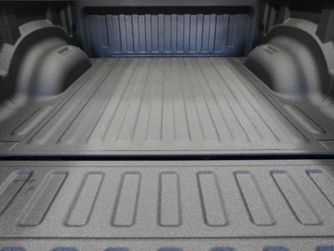 Used 2024 RAM 1500 Laramie image 28