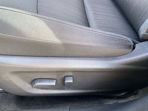 Used 2024 Nissan Altima 2.5 SV image 18